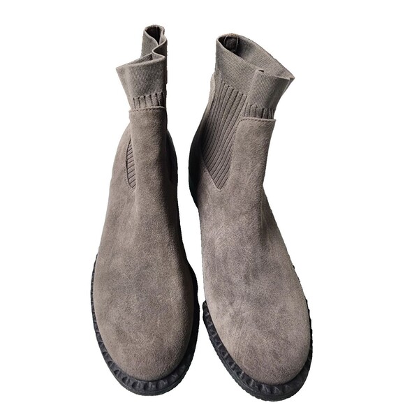 Gentle Souls Gray Leather Chelsea Bootie Size 8 - Picture 2 of 8